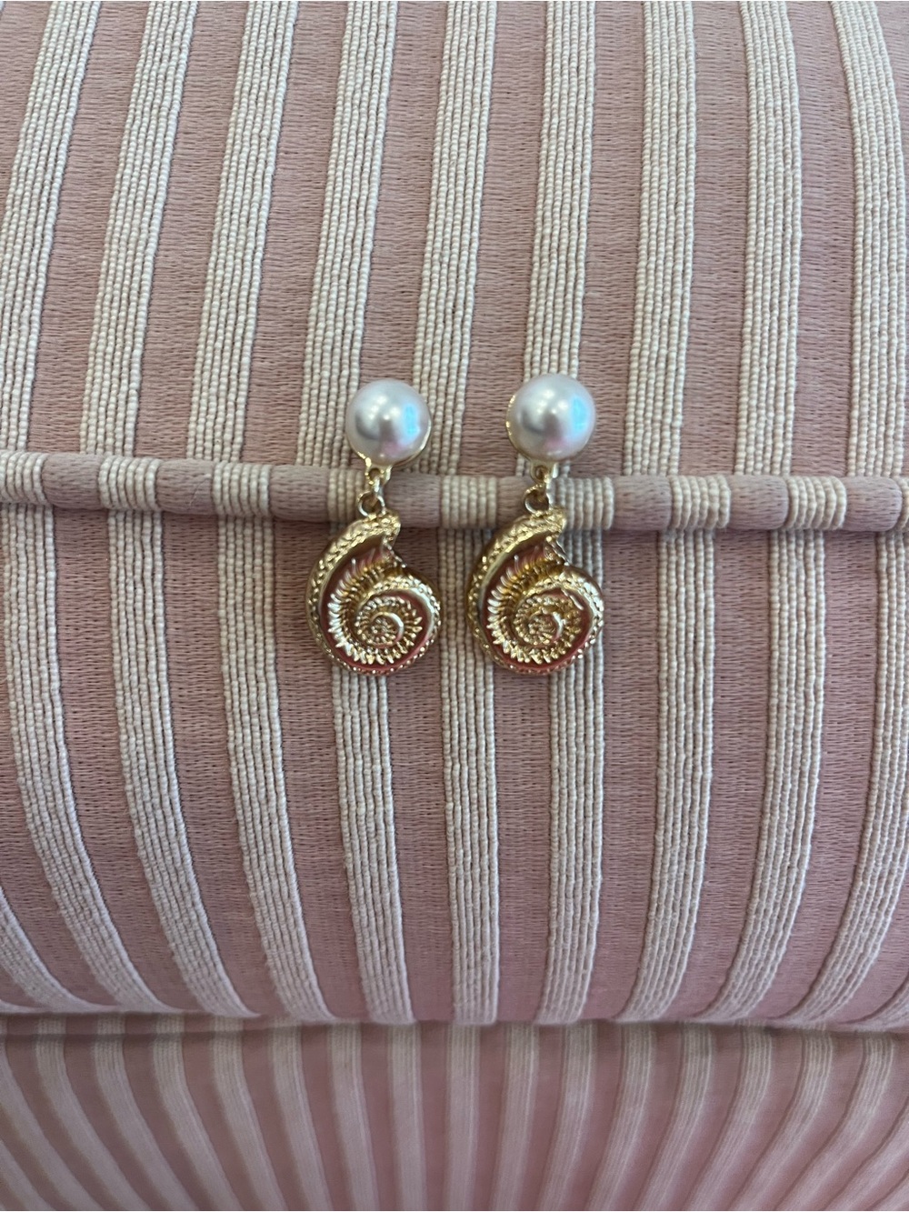 NWOT Pearl and Gold Shell Earrings